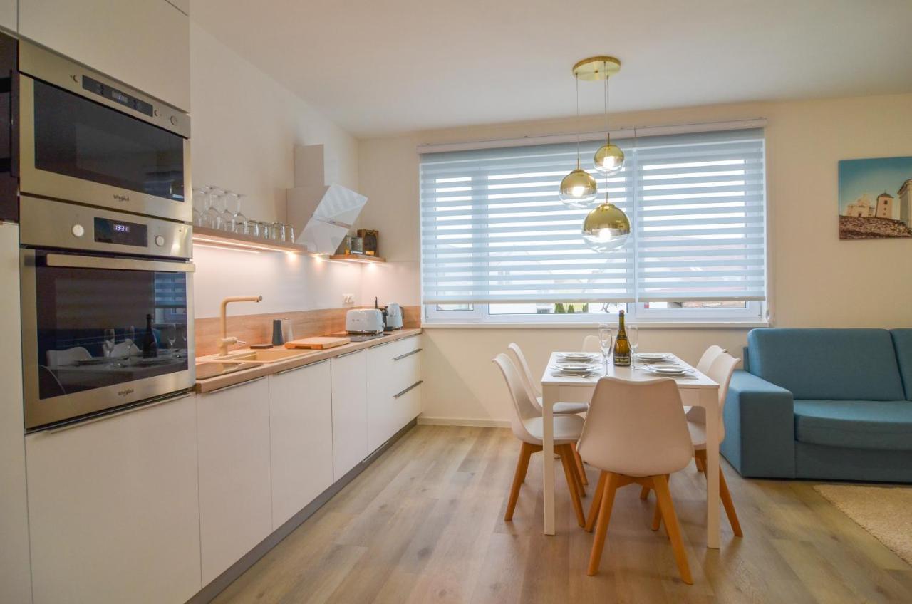 Apartman Astrid 4 Mikulov Bagian luar foto